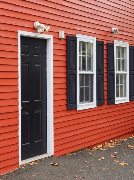 Cost of Red Vinyl Siding Installation in Wylie